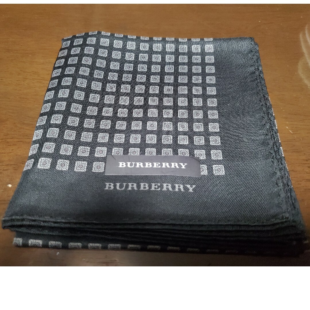 BURBERRY(バーバリー)のBURBERRYハンカチ3枚セット メンズのファッション小物(ハンカチ/ポケットチーフ)の商品写真