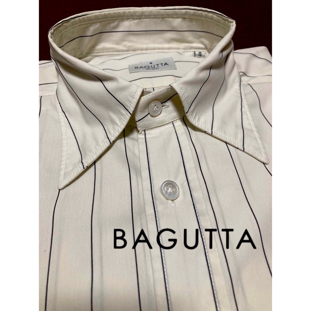 LUIGI•BORRELLI【美品】BAGUTTA／バグッタ／ピンストライプ／レギュラーカラー／ベージュ