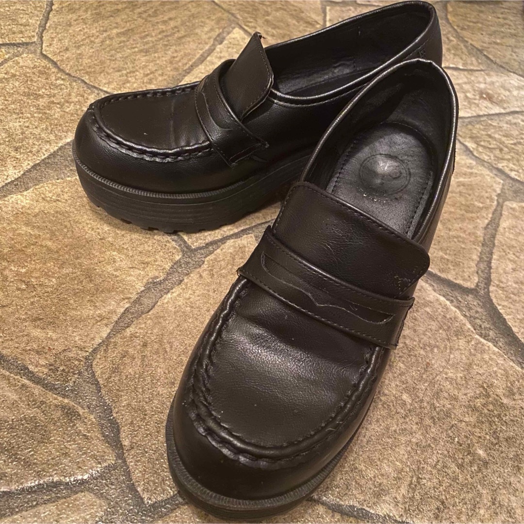 YOSUKE(ヨースケ)のYOSUKE  厚底ローファー レディースの靴/シューズ(ローファー/革靴)の商品写真