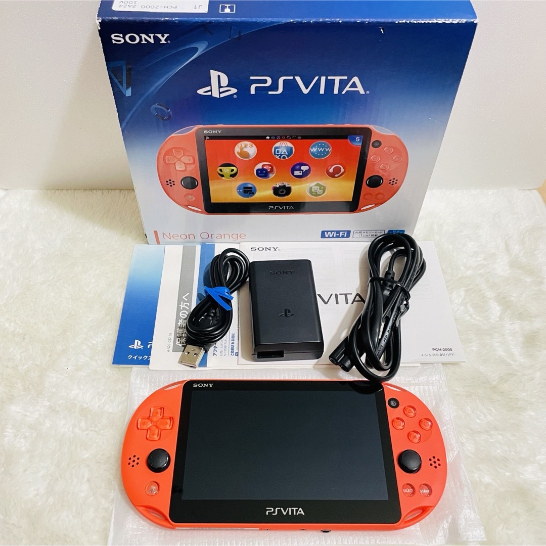 売れ済最安 【新品同様品】PSVita Wi-Fiモデル ネオン・オレンジ | www