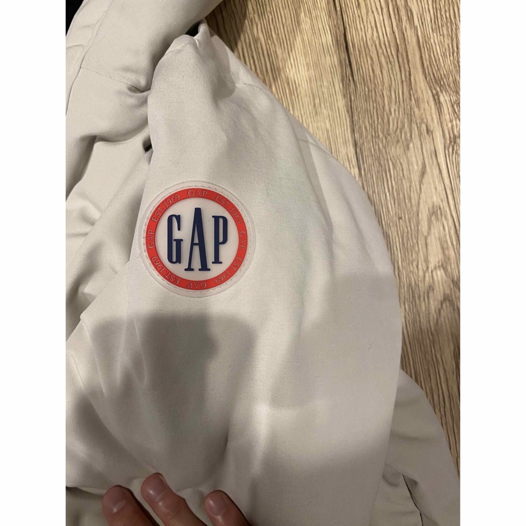 GAP(ギャップ)のGAPショートダウンパーカー メンズのジャケット/アウター(ダウンジャケット)の商品写真