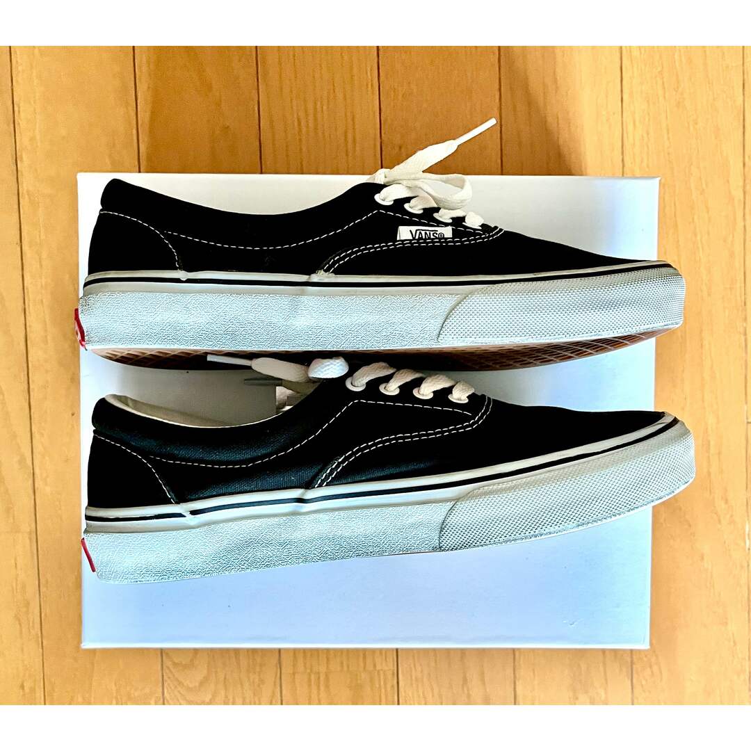 VANS(ヴァンズ)のVANS ブラックスニーカー　25.5cm ユニセックス メンズの靴/シューズ(スニーカー)の商品写真