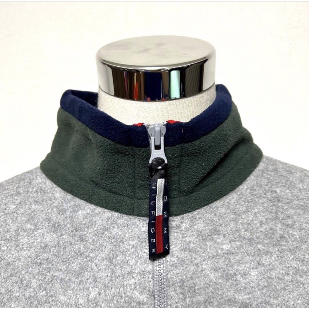 TOMMY HILFIGER(トミーヒルフィガー)の【良品】TOMMY HILFIGER フリースジャケットXL メンズのジャケット/アウター(その他)の商品写真