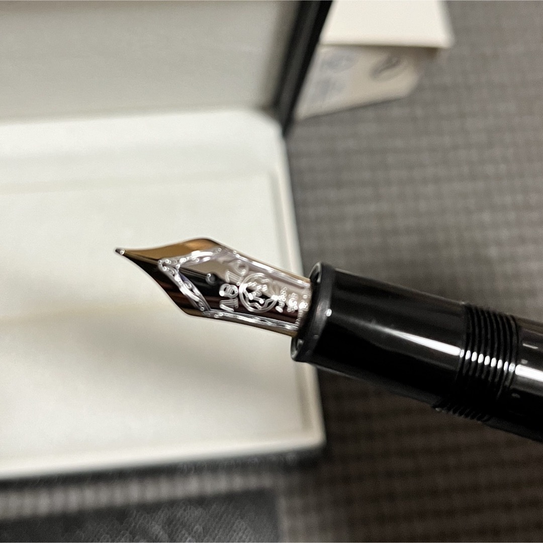 MONTBLANC(モンブラン)のカバ様専用モンブラン　万年筆　ル•グラン　146  F インテリア/住まい/日用品の文房具(ペン/マーカー)の商品写真