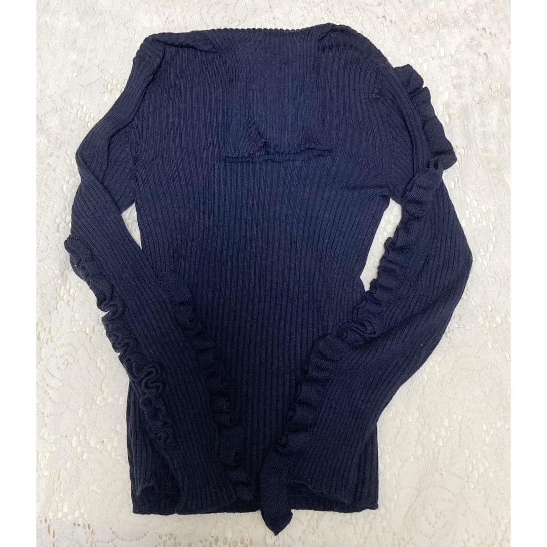 cygne シーニュ lily ネイビー 袖フリルタートルニット cygne シーニュ lily ネイビー 袖フリルタートルニット