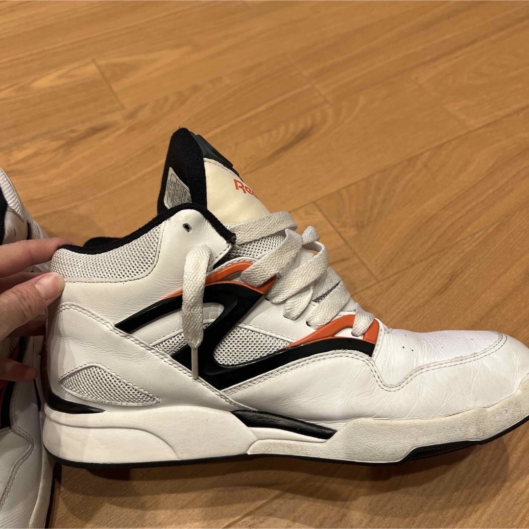 Reebok(リーボック)のREEBOK PUMP OMNI ZONE II 27.5cm ホワイト スポーツ/アウトドアのランニング(シューズ)の商品写真