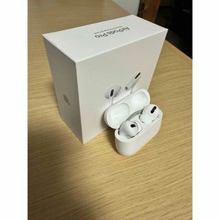 アップル(Apple)の【中古】air pods pro 第1世代　箱付き(ヘッドフォン/イヤフォン)