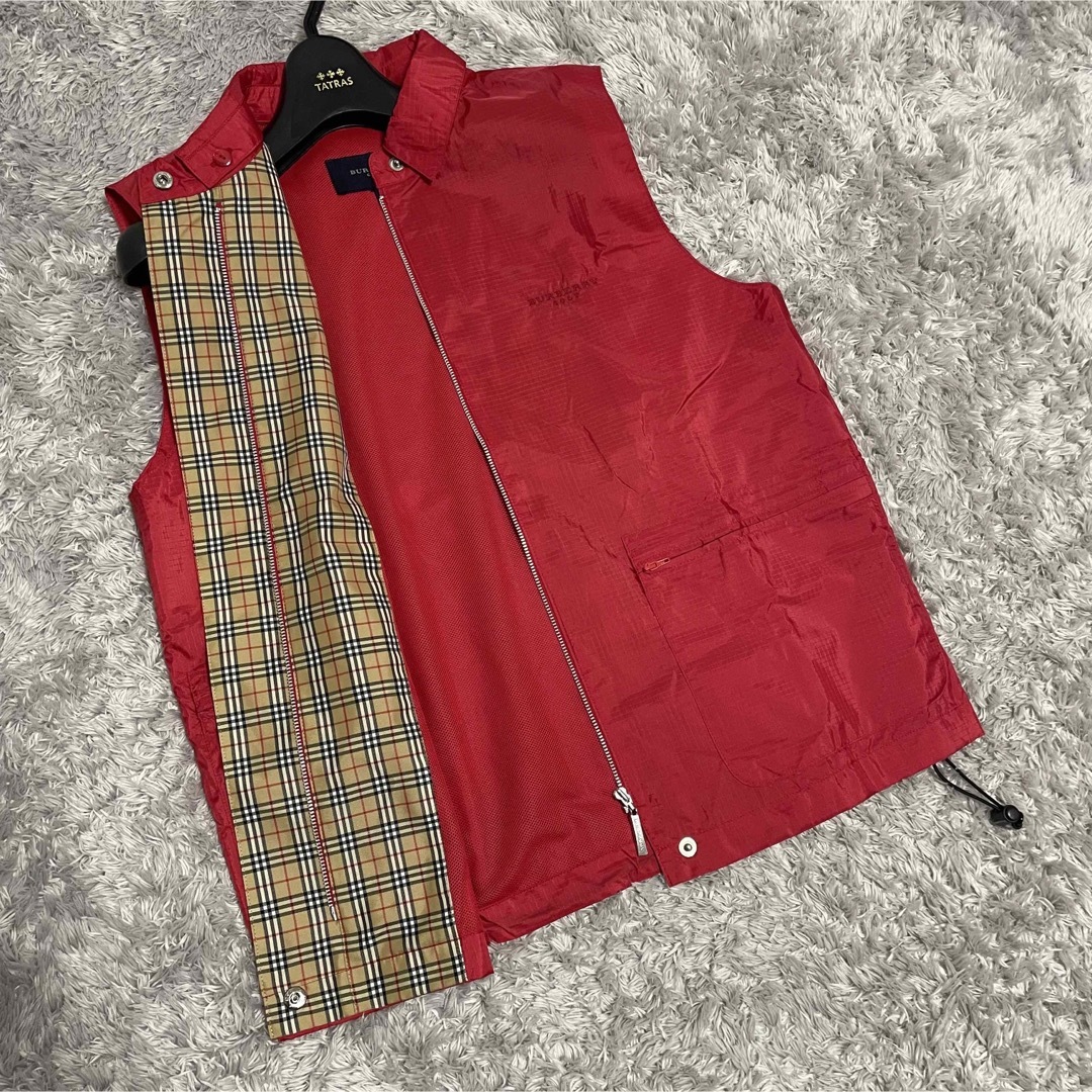 BURBERRY golf ナイロンベスト ノバチェック 赤　サイズM | フリマアプリ ラクマ