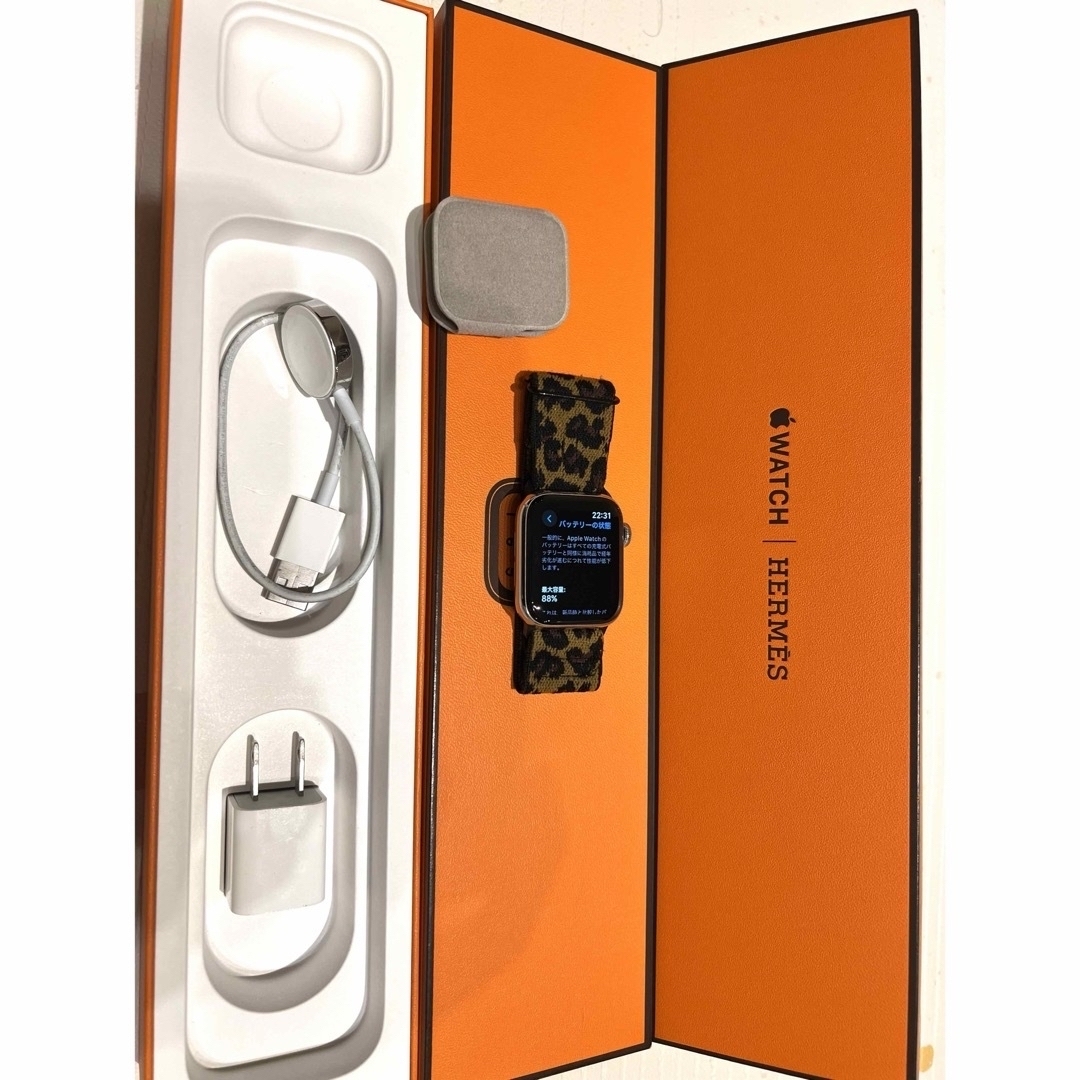 Apple Watch(アップルウォッチ)のApple Watch HERMES series4 40mm レディースのファッション小物(腕時計)の商品写真