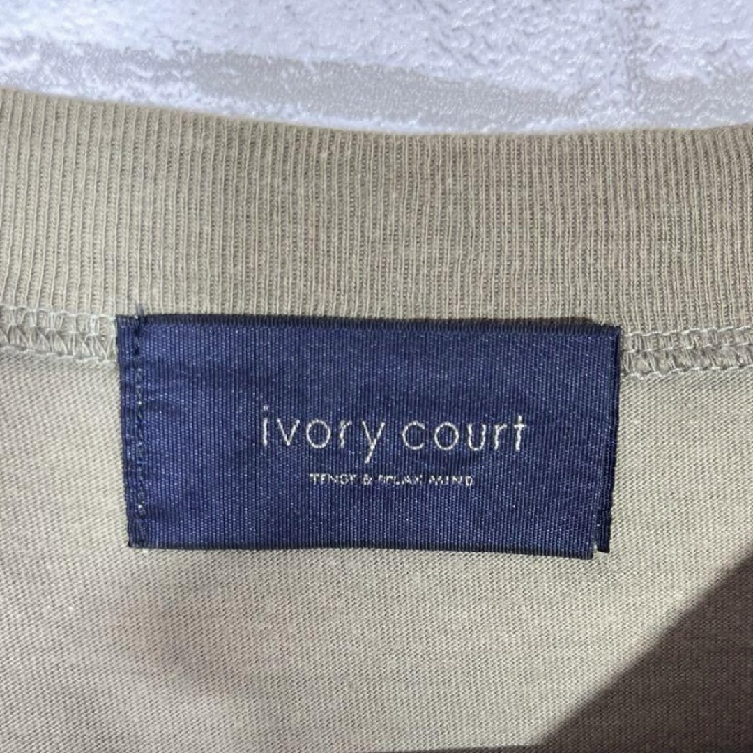 ivory court(アイボリーコート)のivory court （アイボリーコート）サイズ表記なし カットソー カーキ レディースのトップス(シャツ/ブラウス(半袖/袖なし))の商品写真