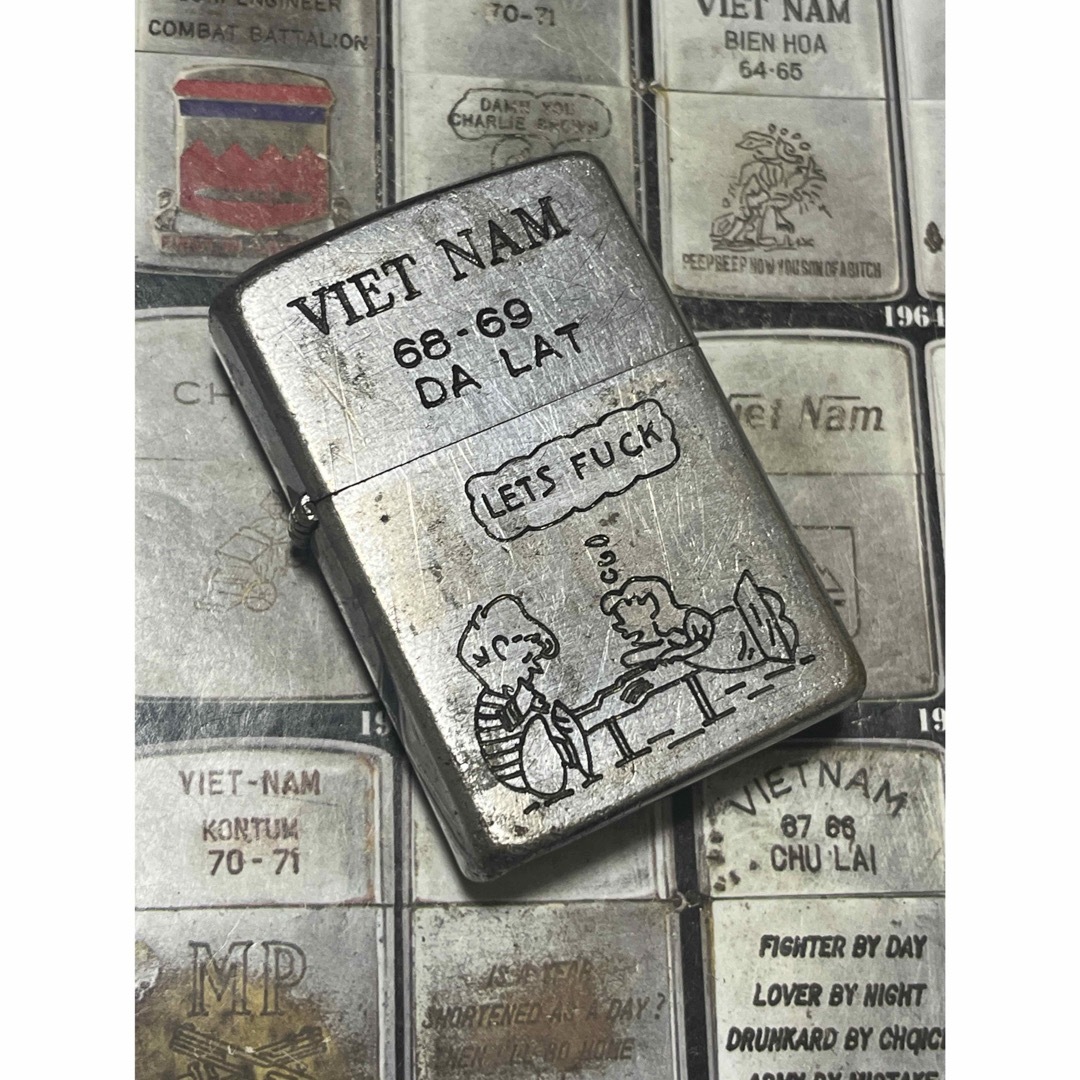 ZIPPO(ジッポー)の【ベトナムZIPPO】本物 1968年製ベトナムジッポー「チャーリーブラウン」 メンズのファッション小物(タバコグッズ)の商品写真