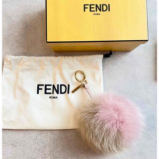 フェンディ(FENDI)のFENDI フェンディ　ファーチャーム(バッグチャーム)