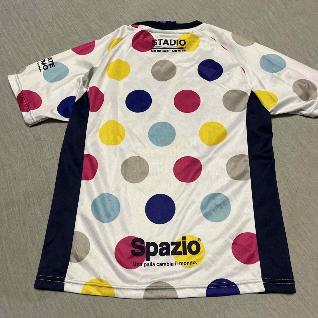 Spazio(スパッツィオ)のSpazio サッカーシャツ 140 水玉柄 スポーツ/アウトドアのサッカー/フットサル(ウェア)の商品写真