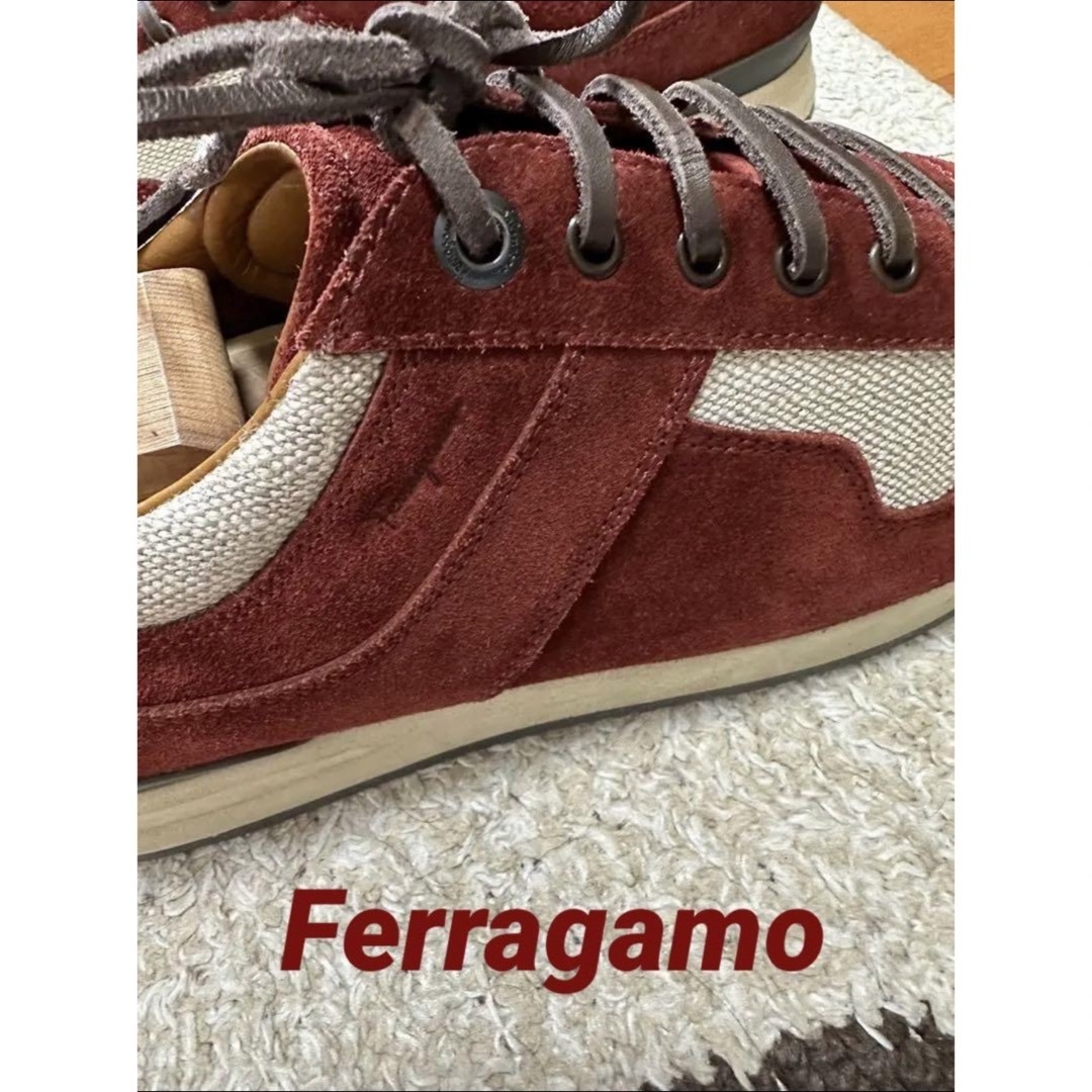 Salvatore Ferragamo(サルヴァトーレフェラガモ)の✨美品✨Ferragamo フェラガモ スエードスニーカー メンズの靴/シューズ(スニーカー)の商品写真