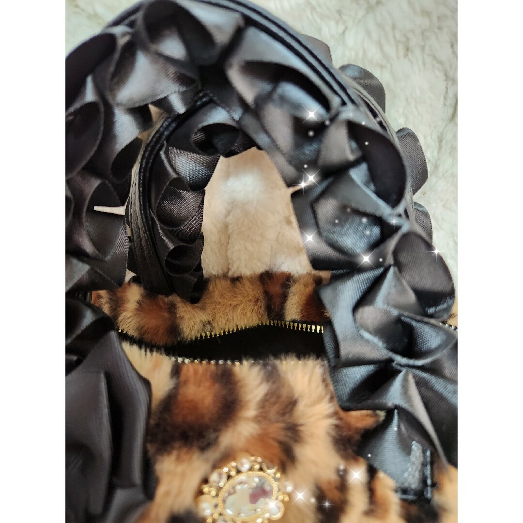 ファーヒョウ柄デコバック☆香水キーリングプレゼント レディースのバッグ(トートバッグ)の商品写真