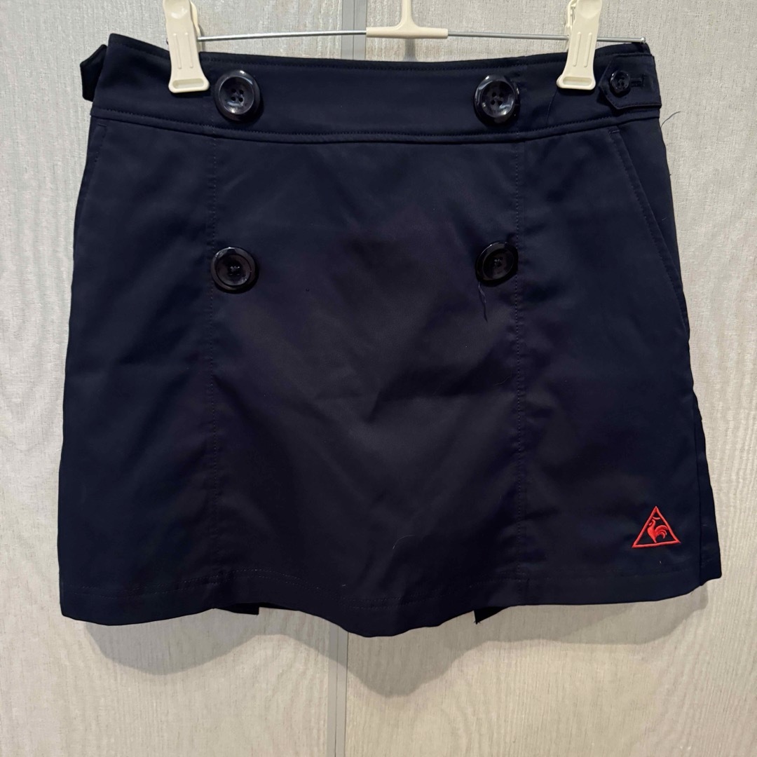 le coq sportif(ルコックスポルティフ)のルコック　スカート　パンツ　紺色 スポーツ/アウトドアのゴルフ(ウエア)の商品写真