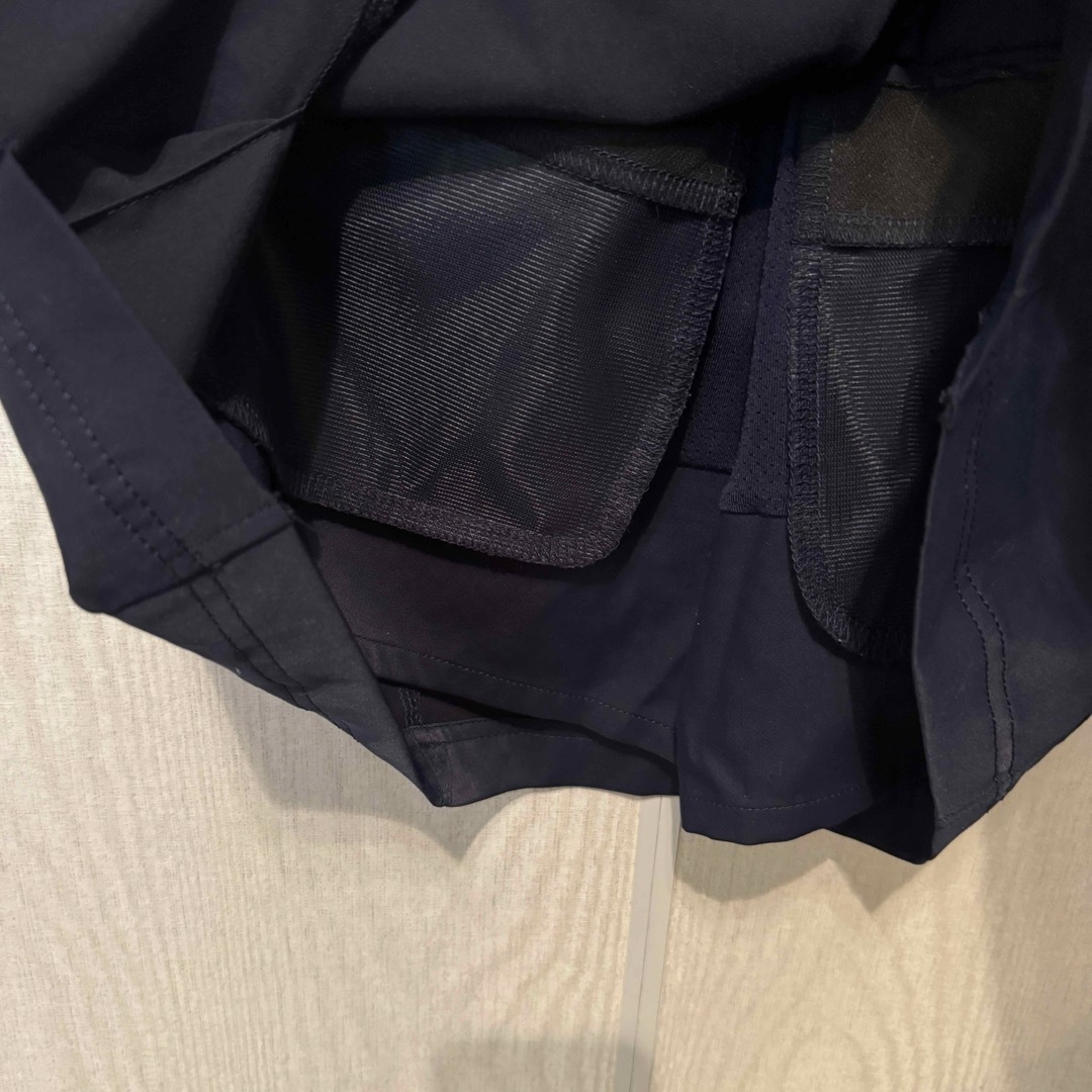le coq sportif(ルコックスポルティフ)のルコック　スカート　パンツ　紺色 スポーツ/アウトドアのゴルフ(ウエア)の商品写真