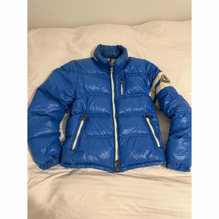 【激レア】【最安値】MONCLER モンクレール ガムブルー　ジャケット　3即決であれば変更可能です