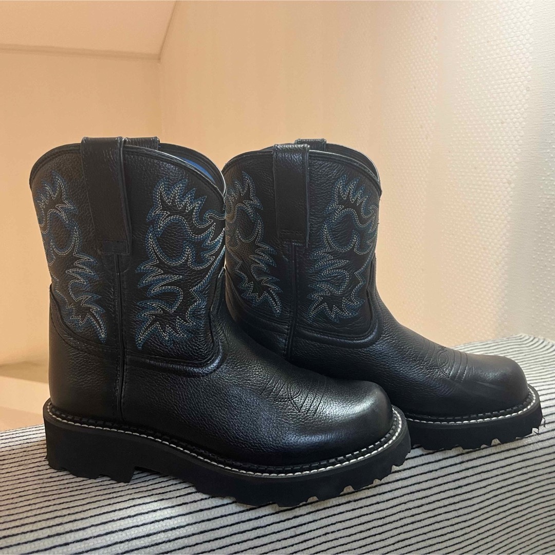 ARIAT アリアット ウェスタンブーツ 本革 10000833 レディースの靴/シューズ(ブーツ)の商品写真