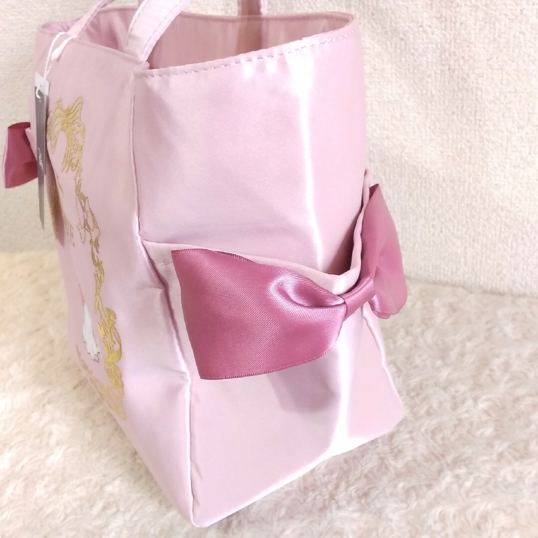 Maison de FLEUR(メゾンドフルール)の新品 メゾンドフルール ディズニー マリー サイドポケット トートバッグ ピンク レディースのバッグ(トートバッグ)の商品写真