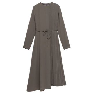 アニュアンス(ánuans)のanuans アシメプリーツワンピース🤍(CHARCOAL GREY)(ロングワンピース/マキシワンピース)