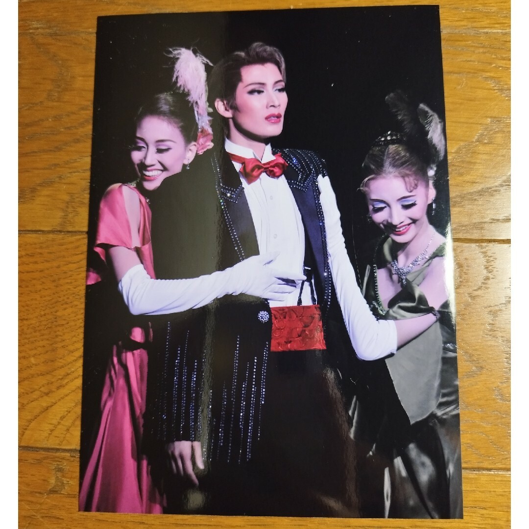 宝塚歌劇団 舞台写真 瀬央ゆりあ「デビュタント」 エンタメ/ホビーのタレントグッズ(女性タレント)の商品写真