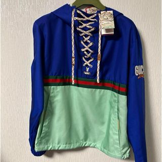 グッチ(Gucci)のグッチ　ナイロンジャケット　パーカー　48  タイガーコレクション　虎(ナイロンジャケット)