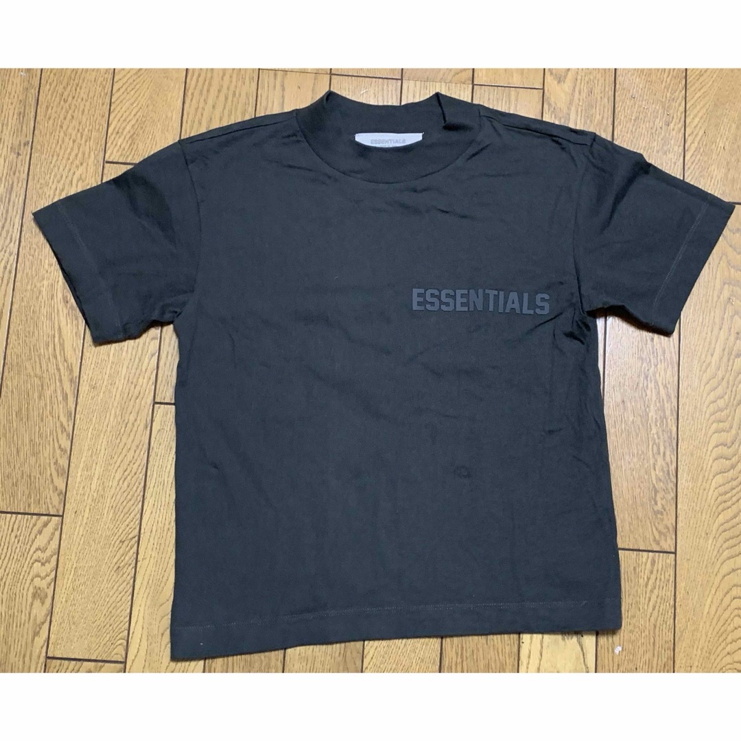 Essential(エッセンシャル)のessentialsエッセンシャルtシャツカットソー美品 レディースのトップス(カットソー(半袖/袖なし))の商品写真