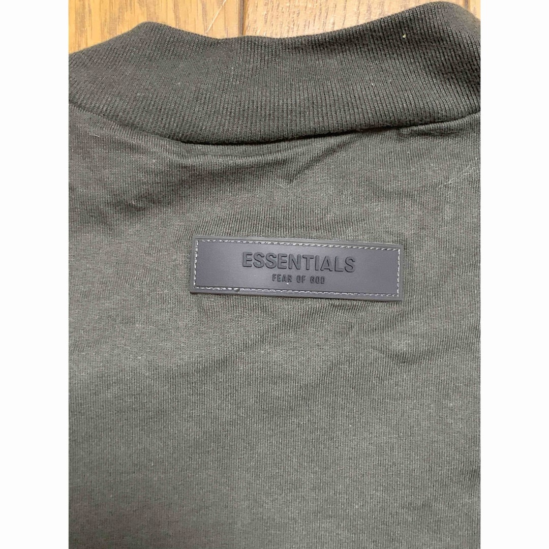 Essential(エッセンシャル)のessentialsエッセンシャルtシャツカットソー美品 レディースのトップス(カットソー(半袖/袖なし))の商品写真