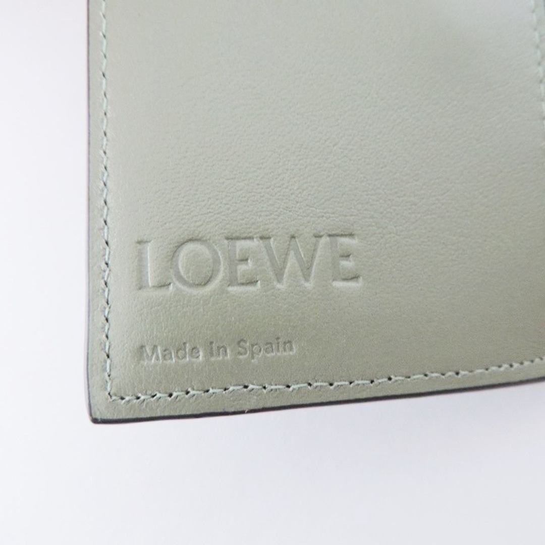 LOEWE(ロエベ)のLOEWE(ロエベ) 3つ折り財布美品  - レザー レディースのファッション小物(財布)の商品写真