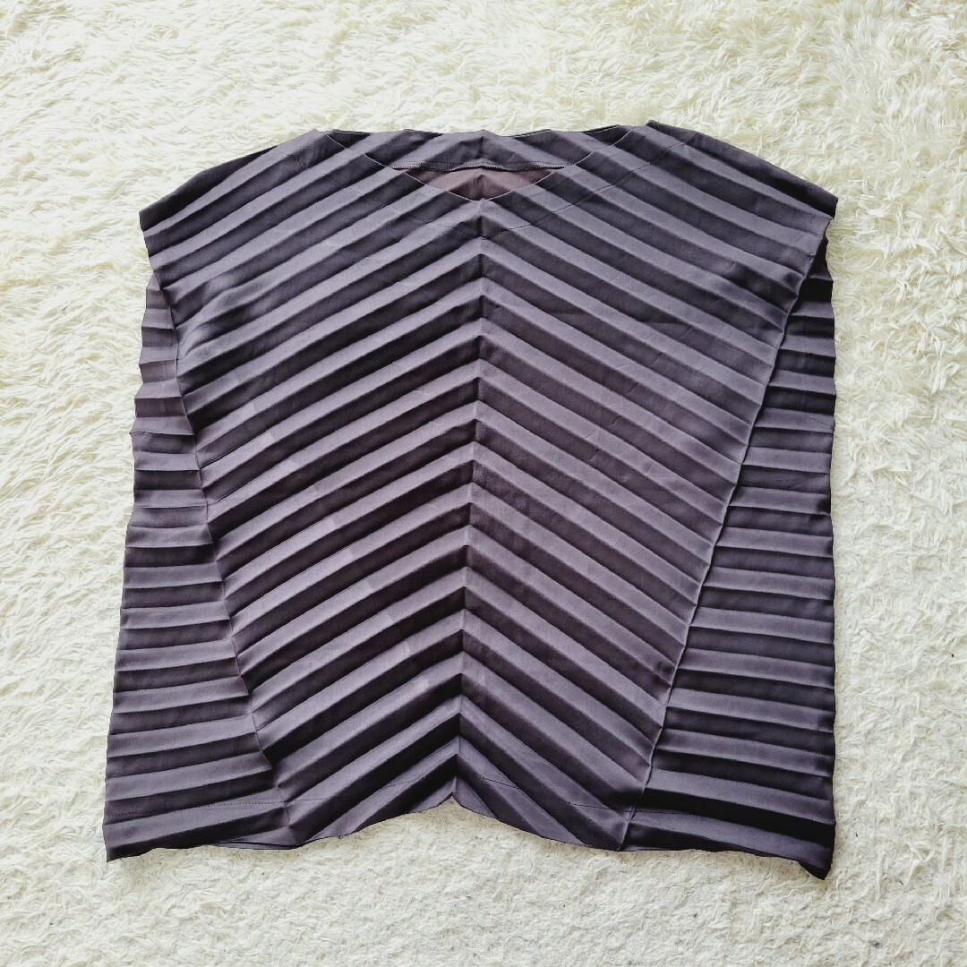 ISSEY MIYAKE - 【希少】イッセイミヤケ 変則凸凹ボーダー プリーツ