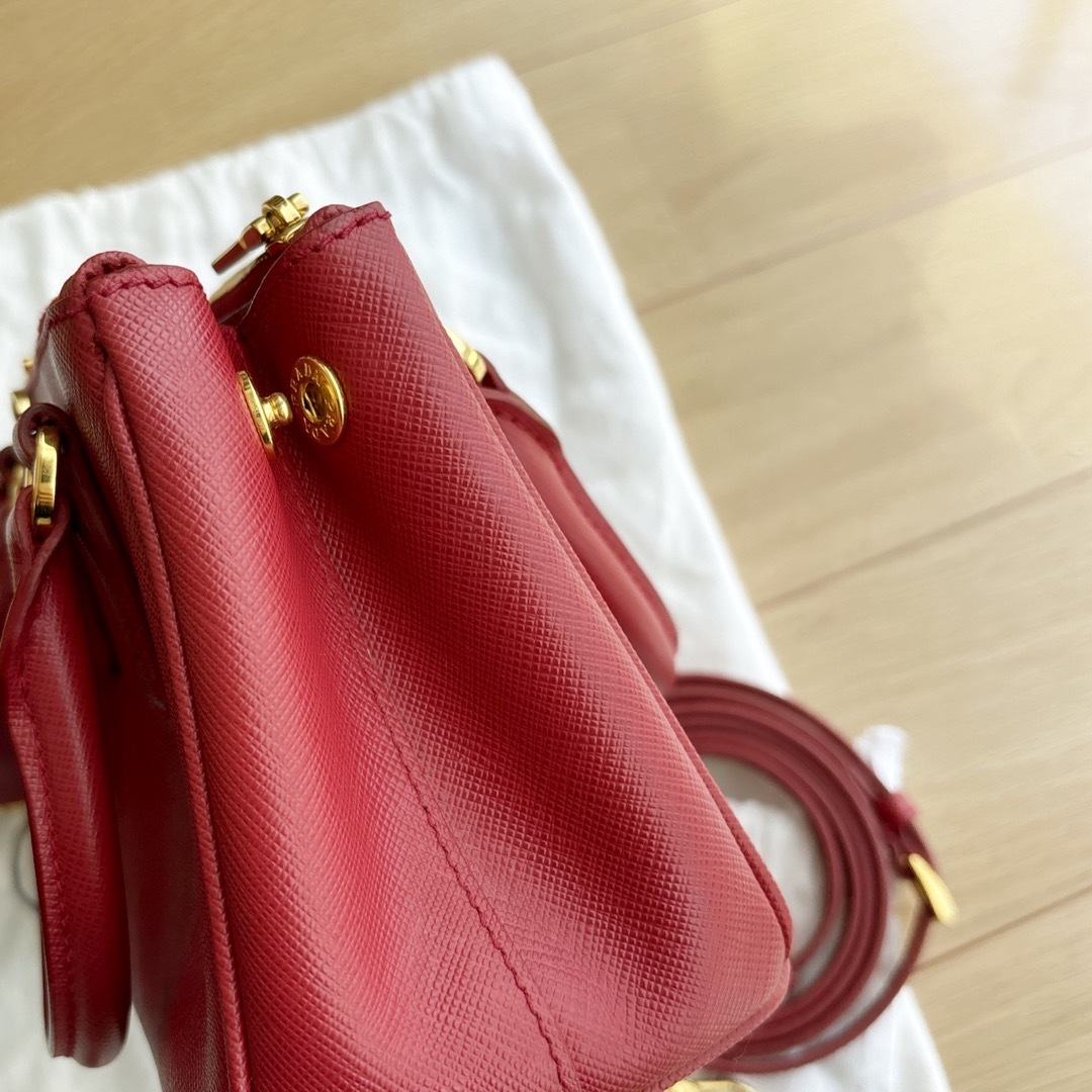 PRADA(プラダ)のPRADA プラダ　サフィアーノ　ミニ　2way レディースのバッグ(ショルダーバッグ)の商品写真