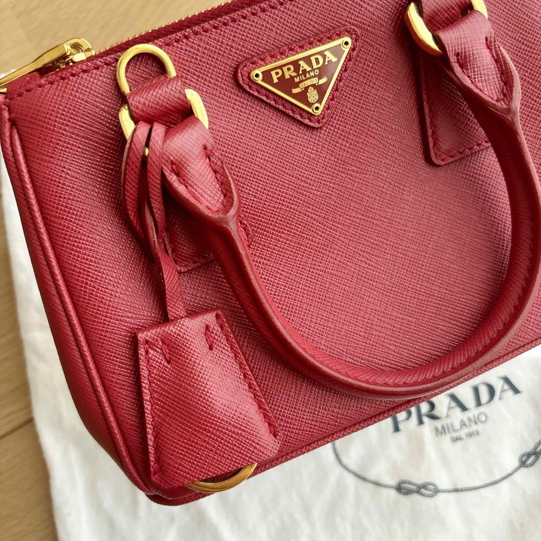 PRADA(プラダ)のPRADA プラダ　サフィアーノ　ミニ　2way レディースのバッグ(ショルダーバッグ)の商品写真