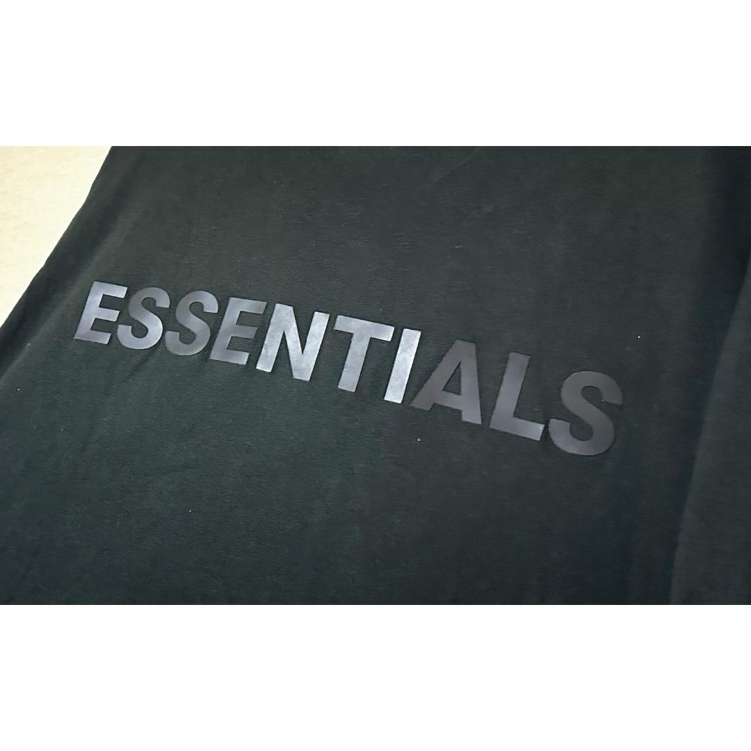 FEAR OF GOD(フィアオブゴッド)のFEAR OF GOD ☆ 美品 ESSENTIALS ロンT メンズのトップス(Tシャツ/カットソー(七分/長袖))の商品写真