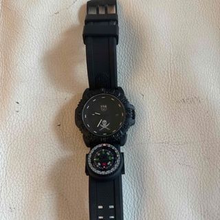 ルミノックス(Luminox)のLUMI NOX時計限定品　美品(腕時計(アナログ))