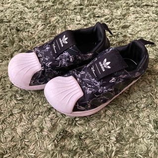 アディダス(adidas)のキッズシューズ(スニーカー)