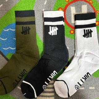 アンディフィーテッド(UNDEFEATED)のundefeated 靴下　ソックス(ソックス)