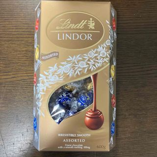 リンツ(Lindt)の【まるも様専用】リンツチョコレート　アソート６００g(菓子/デザート)