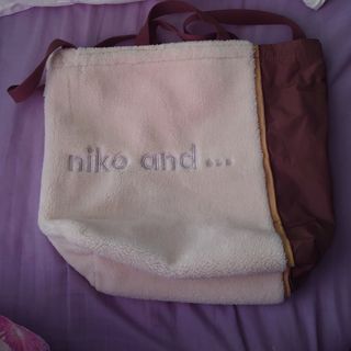 ニコアンド(niko and...)の美品 Niko and… ニコアンド ショルダーバッグ(ショルダーバッグ)