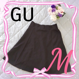 ジーユー(GU)のジーユー★フレアースカート黒 ブラック M かわいい きれい きちんと(ひざ丈スカート)