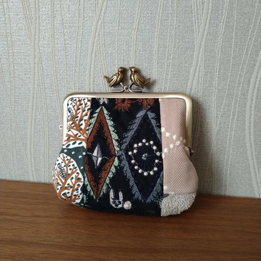 一点もの】小鳥の口金親子がま口財布/smile ☆ミナペルホネン 一点もの】小鳥の口金親子がま口財布/smile ☆ミナペルホネン
