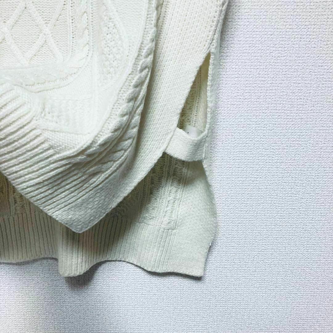 【グラシア】ベスト ニット セーター ケーブル編み ロングテール サイドスリット レディースのトップス(ベスト/ジレ)の商品写真
