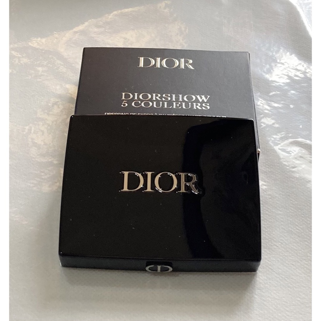 Christian Dior(クリスチャンディオール)のアイシャドウ 669〈DIOR〉 コスメ/美容のベースメイク/化粧品(アイシャドウ)の商品写真