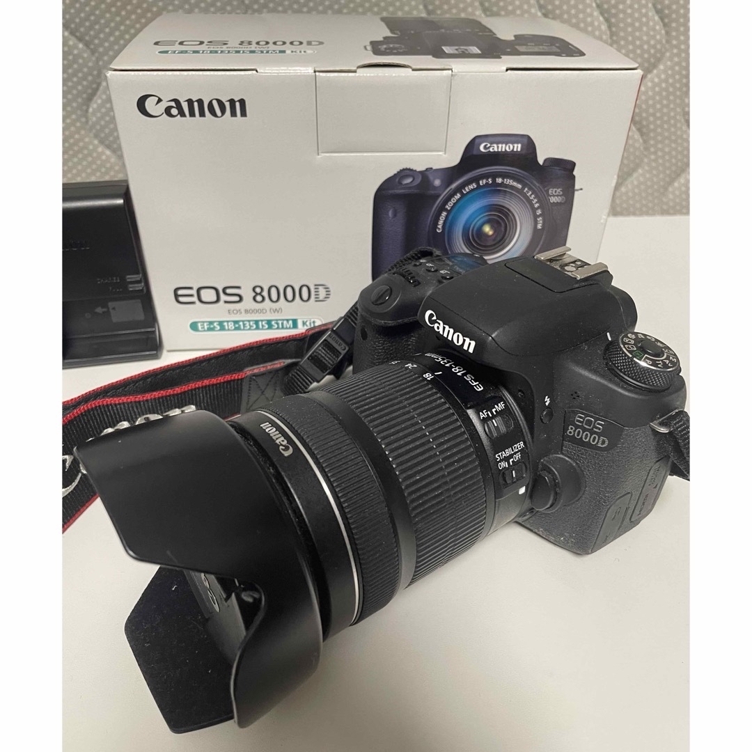 Canon - Canon EOS 8000D (W) EF-S18-135レンズキットの通販 by
