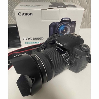 キヤノン(Canon)のCanon  EOS 8000D (W) EF-S18-135レンズキット(デジタル一眼)