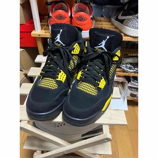 ナイキ(NIKE)のNike Air Jordan 4 Retro Thunder (2023) (スニーカー)