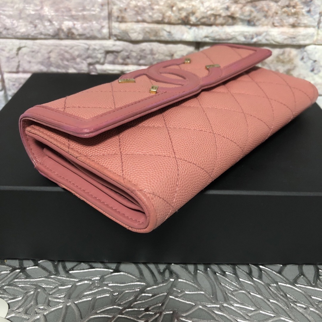 CHANEL(シャネル)のCHANEL シャネル　財布　フィリグリー　キャビアスキン　ピンク レディースのファッション小物(財布)の商品写真