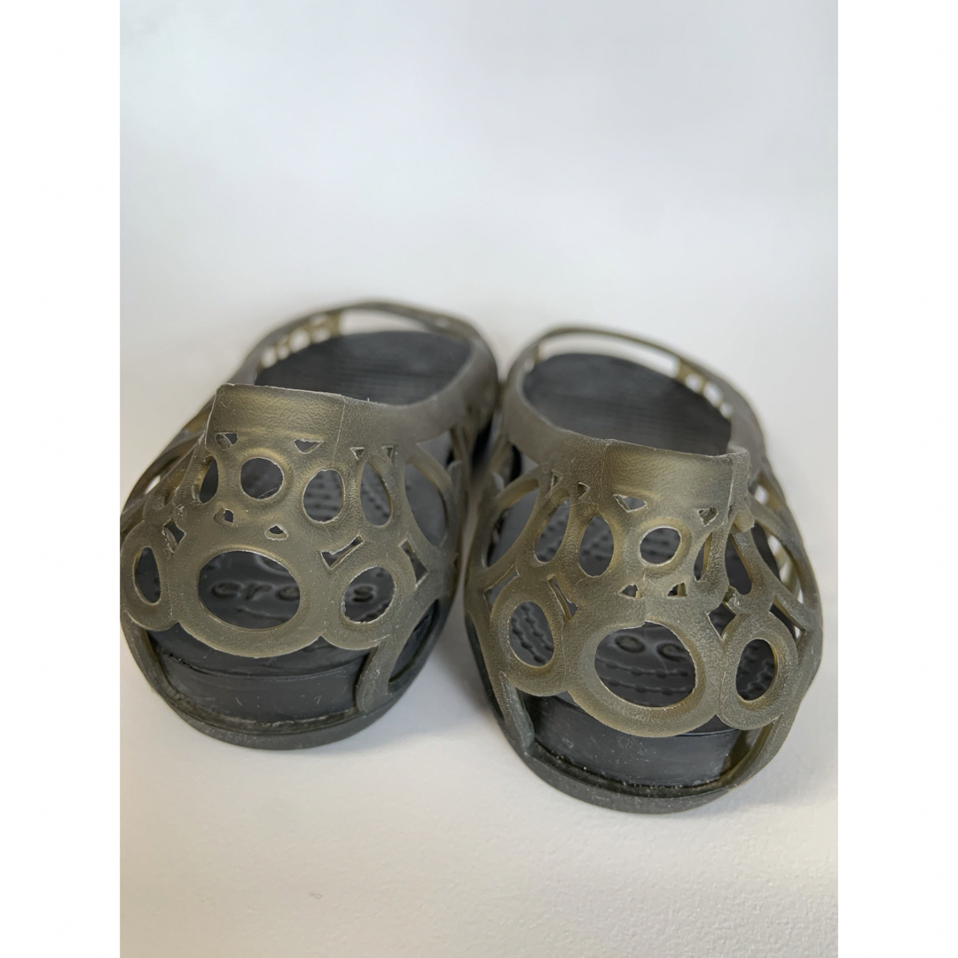 crocs(クロックス)の【crocs】　クロックス　アドリナ　フラット　w6 チャコールグレー レディースの靴/シューズ(サンダル)の商品写真