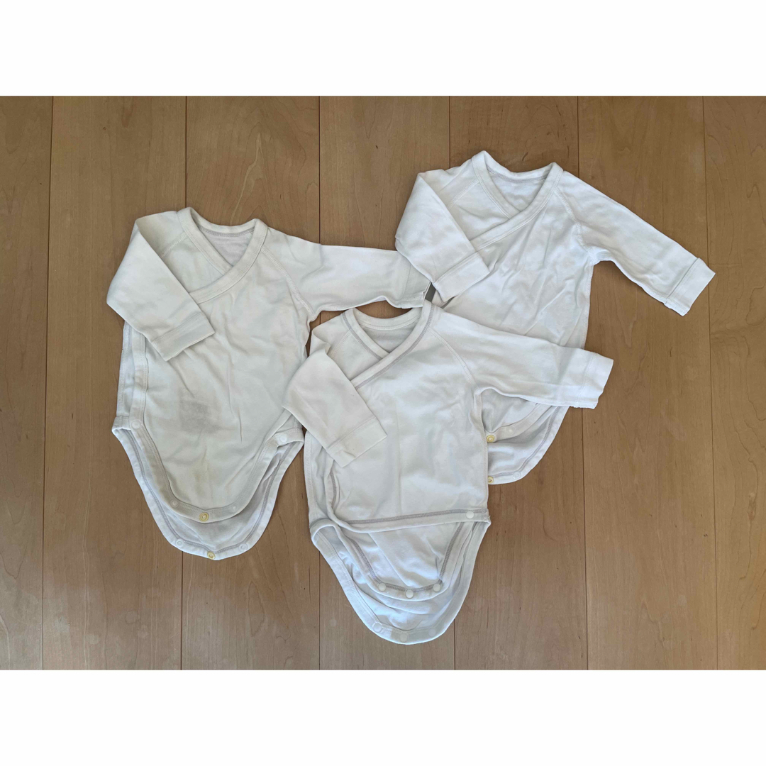 UNIQLO(ユニクロ)のユニクロ 新生児用ロンパース 60サイズ 3枚セット キッズ/ベビー/マタニティのベビー服(~85cm)(肌着/下着)の商品写真
