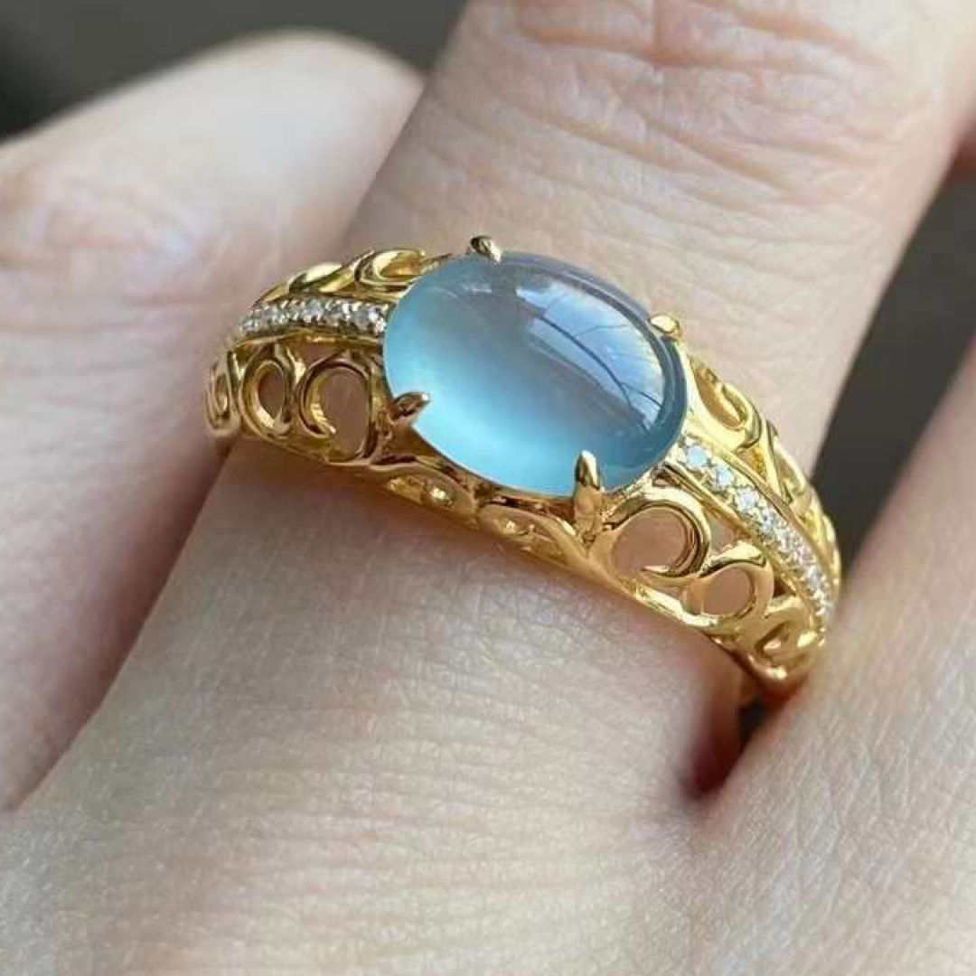 本翡翠指輪　リング　k18 ダイヤモンド　氷ヒスイ　スカイブルー　かわいい　 レディースのアクセサリー(リング(指輪))の商品写真